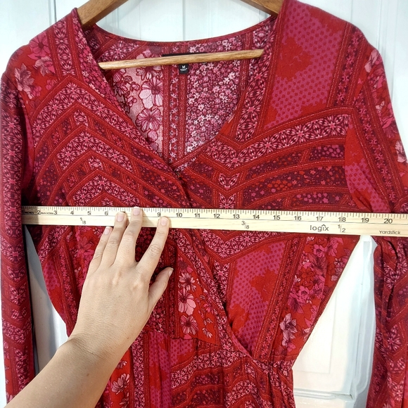 Kendall & Kylie Red Paisley Long Sleeve V-Neck Romper Sz M - Picture 11 of 16